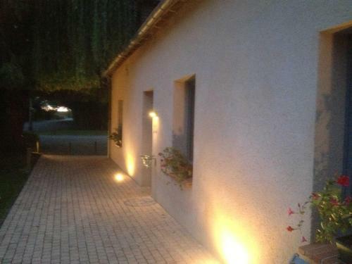 Hostal La Tour Des Plantes