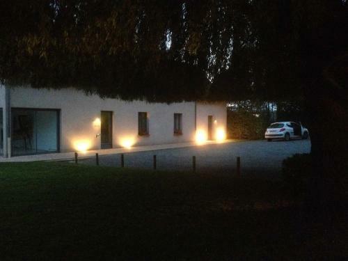 Hostal La Tour Des Plantes