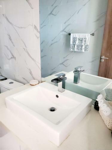 Apartamento Hawaiian Style Luxury Unit In New Kingston