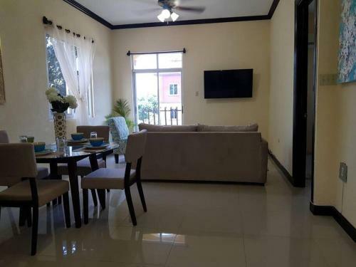 Apartamento Charming Condo In The City