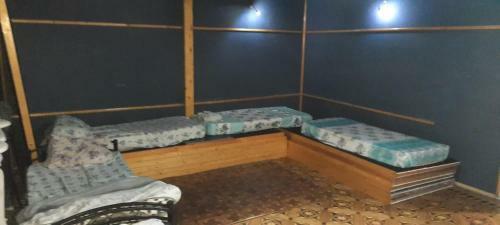 Famana Hostel