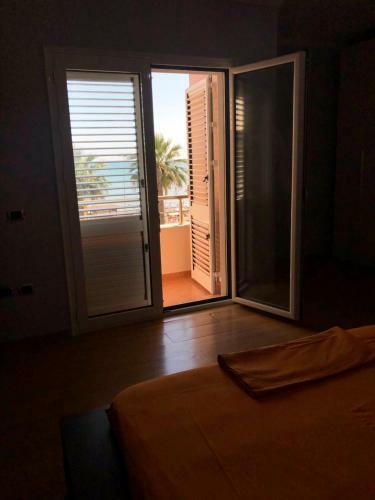 Beach View 2-bedroom Apartment In Durres