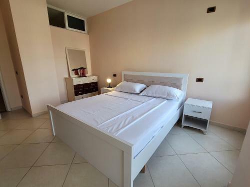 Roy Apartament