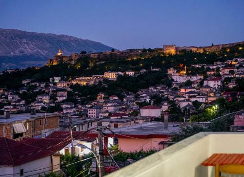 Hostal Patio Rooms Gjirokaster