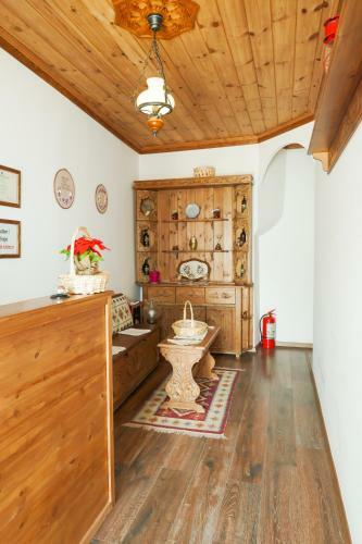 Hostal 4 Rooms Since 1950