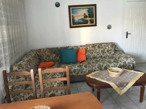 Thoma's Apartment