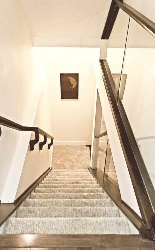 Famous 1-bedroom Home In Calgary Center