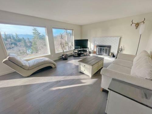 Paradise At Comox Goose Spits Ocean&mountain View