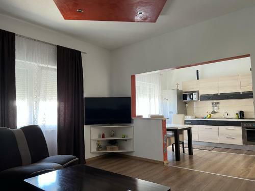 Apartamento Prenocisteljiljana