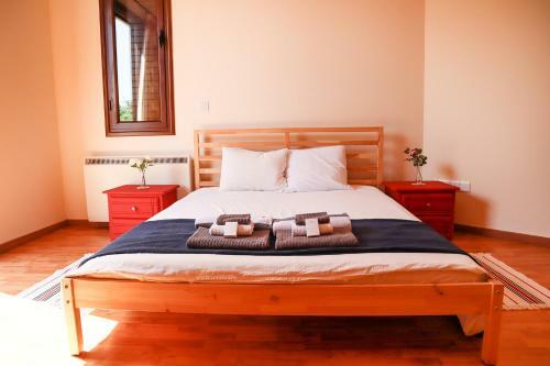Est�a ? Coral Tree Villa In Kissonerga