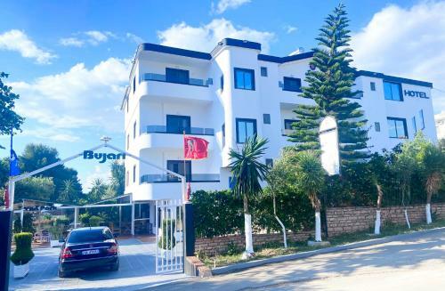 Hotel Vila Park Bujari