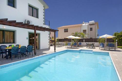 Villa Coral Christina By Villa Plus
