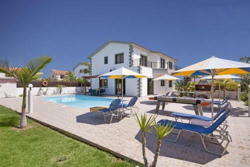 Villa Coral Christina By Villa Plus