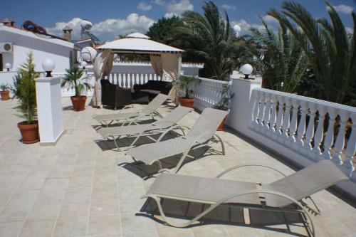 Lovely 7 Bedroom Villa