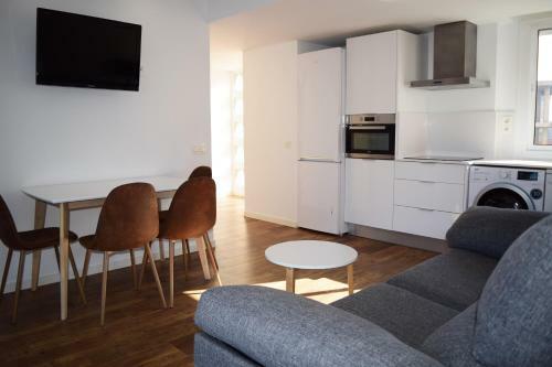 Apartamento de Dos Dormitorios Cerca de La Playa En Aguadulce