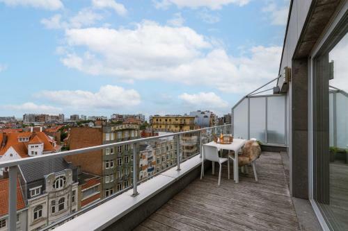 Charming Apartment Near The Beach With Balcony