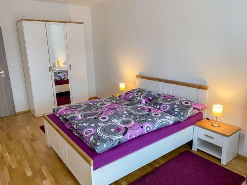 Apartment Slune?n� Louka