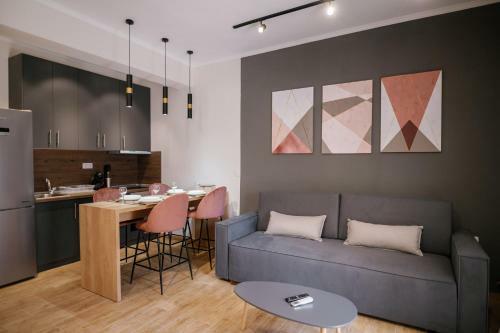 Stamatina's Luxury Apartments (Deluxe Suite)