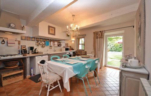 Holiday Home Cheval Blanc Chemin Du Milieu