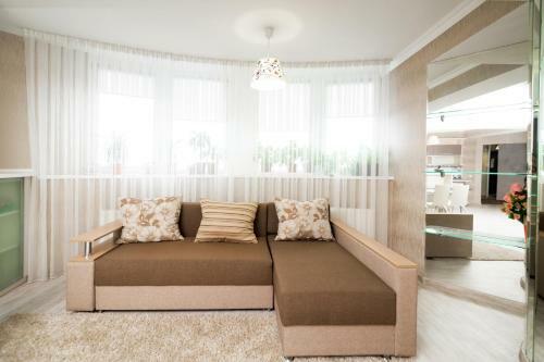 Lev Tolstoi Family Apartments