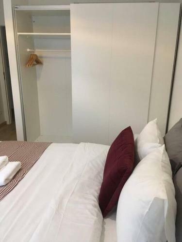 Apartamento Modern 3 Beds In Convenient Location