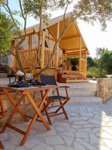 Auras - Glamping Eco Resort