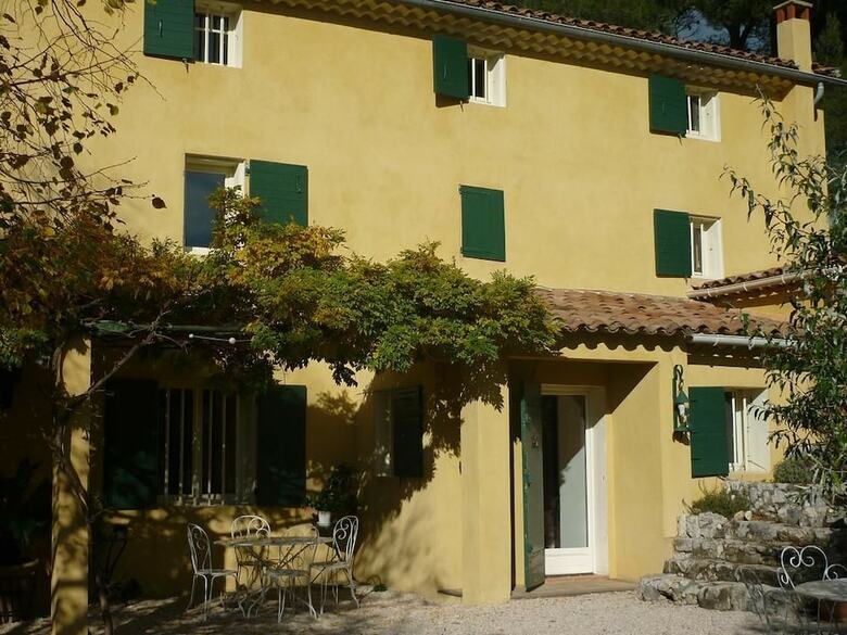 Bed & Breakfast Le Mas Des Aludes