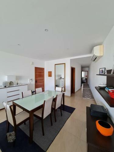 Luxury Seafront 2 Bedroom Apartment In Spinola Bay