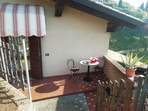 Apartamento Appartamento Panoramico A Bottega de Stona