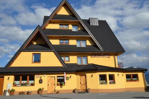 Hostal Pensjonat ?leboda Wynajem Pokoi Ewa Sato?a