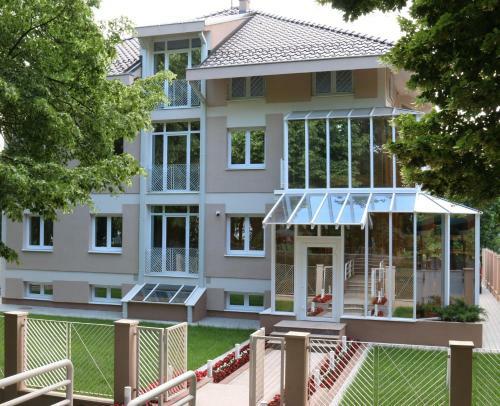 Grand Park Rooms & Apartments