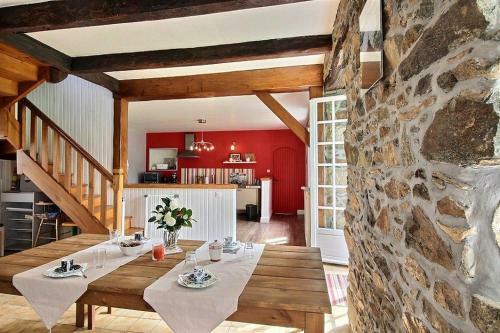 Holiday Home Le Gite De Kerneuil