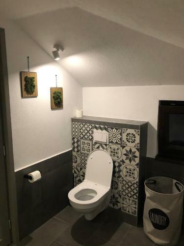 Cabana Din Groapa Frumoasa 3