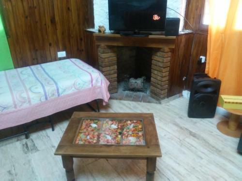 Monta�as, Vinos Y Chacras de Coria