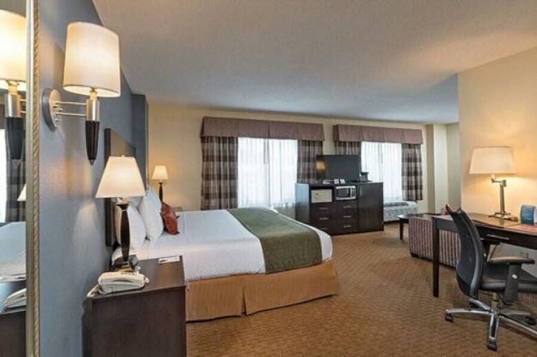 Best Western Hotel & Conference Center