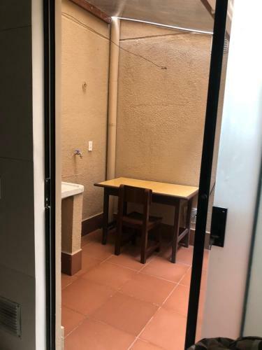 Apartamento Hermoso Monoambiente Amoblado Zona C�ntrica