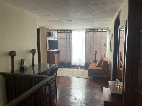 Casa 2 Pisos 100% Funcional En Cuenca Garantizado