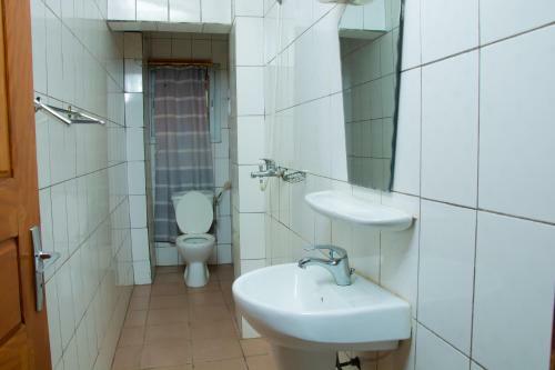 Apartamento Nezafi Specious Appart Lob�
