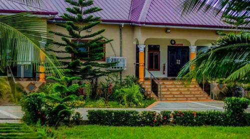 Hostal Premier Inn Guest House And Event Centre