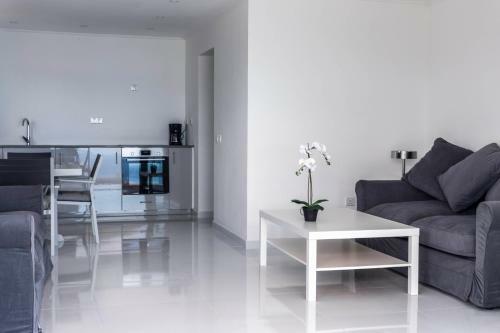Paradise Heights Luxury Apartments & Villa