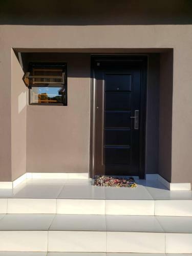 Apartamento Kasuda - Self Contained Room In Livingstone