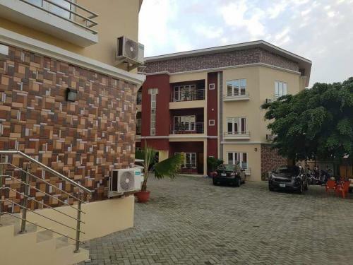 Luxury 2 Bedroom Apartment Away From Home