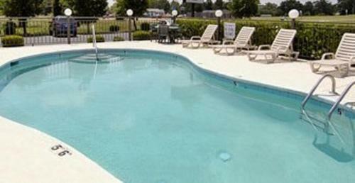 Motel Deluxe Inn And Suites York