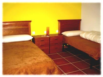 Hostal Centro Ornitol�gico El Primillar