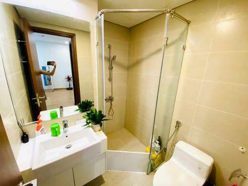Apartamento Up Home - Homestay H? Long Sapphire