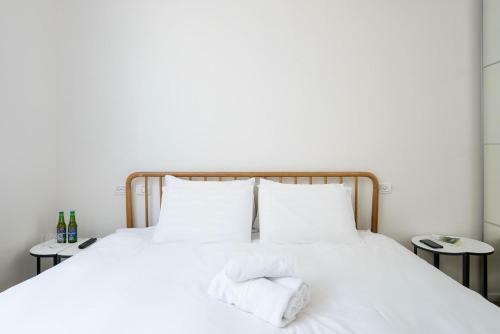 Apartamento Rothschild Area Modern 2 Br With Balcony