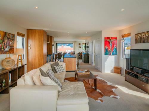 Villa Marina - Whitianga Holiday Home