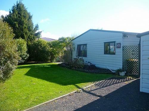 Mercury Bach - Whitianga Bach