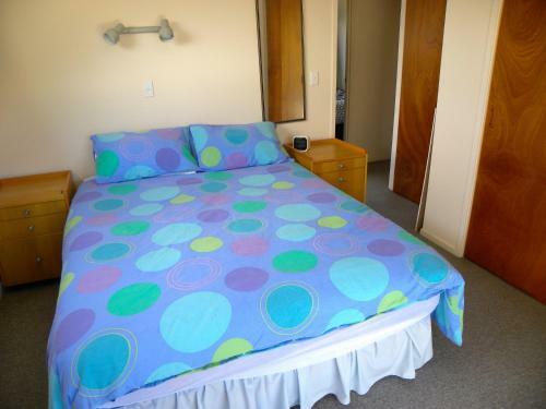 Fun At Wharekaho - Simpsons Beach Holiday Home