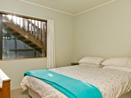 Whakaipo Views - Taupo Holiday Home